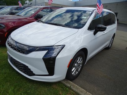 New 2027 Chrysler Pacifica Select