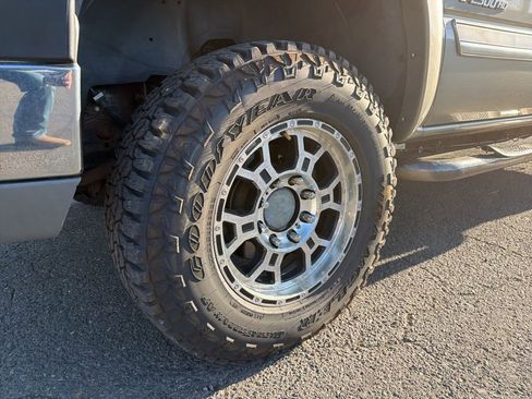 Used 2003 Chevrolet Silverado 2500 LS image 9