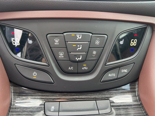 Used 2017 Buick Envision Premium AWD/4WD image 32