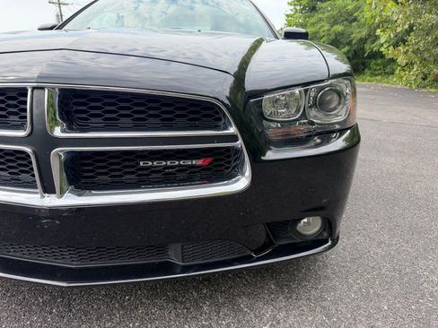 Used 2012 Dodge Charger R/T RWD image 7