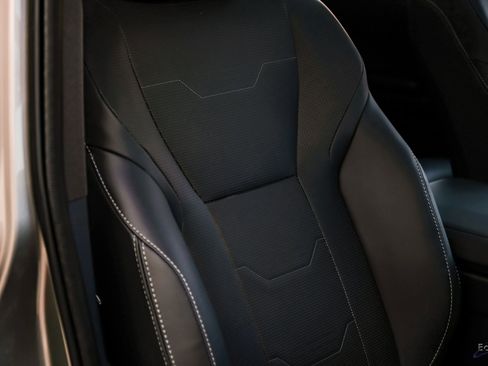 Used 2025 Lexus GX 550 w/ Accessory Package (2T) image 44