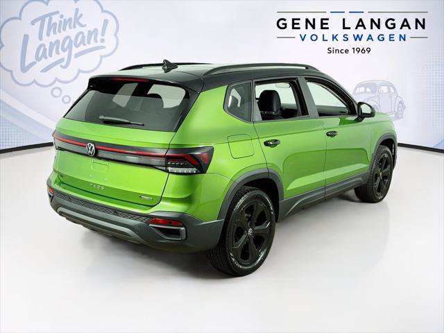 New 2027 Volkswagen Taos SE AWD/4WD image 5