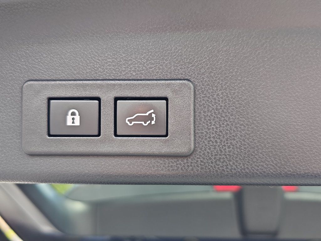 Used 2023 Subaru Ascent Touring AWD/4WD image 14