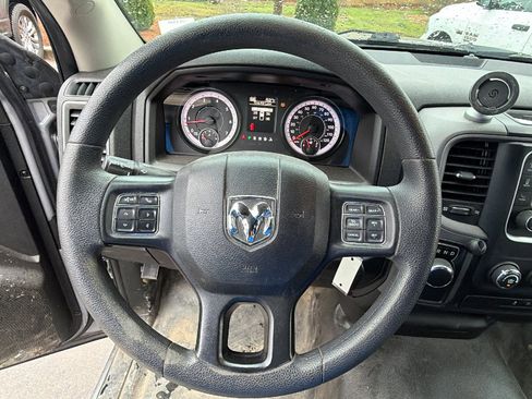 Used 2022 RAM 1500 Tradesman w/ Chrome Appearance Group image 26