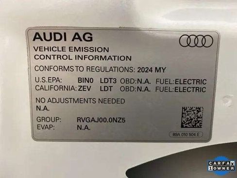 Used 2024 Audi Q4 e-tron Premium Plus image 95