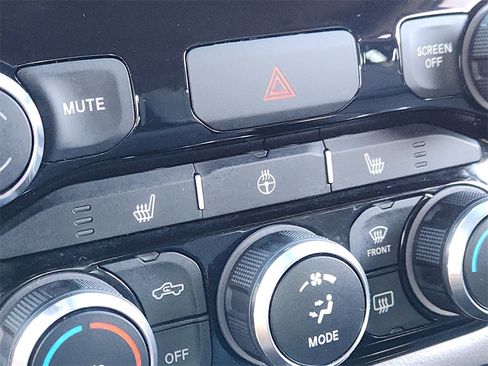 Certified 2021 RAM 1500 Big Horn image 24