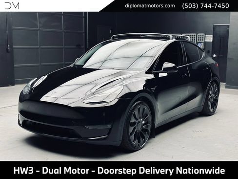 Used 2023 Tesla Model Y Performance AWD/4WD image 1