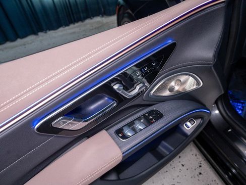 Certified 2023 Mercedes-Benz EQS 580 4MATIC Sedan image 11