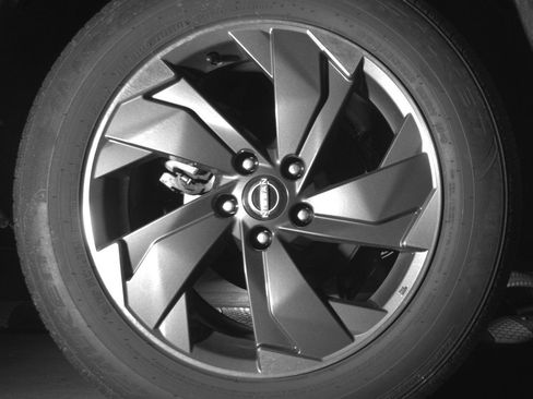 Used 2025 Nissan Rogue SV FWD image 15