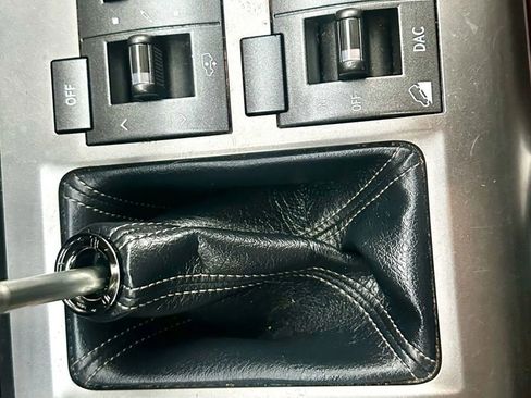 Used 2014 Lexus GX 460 Luxury image 28