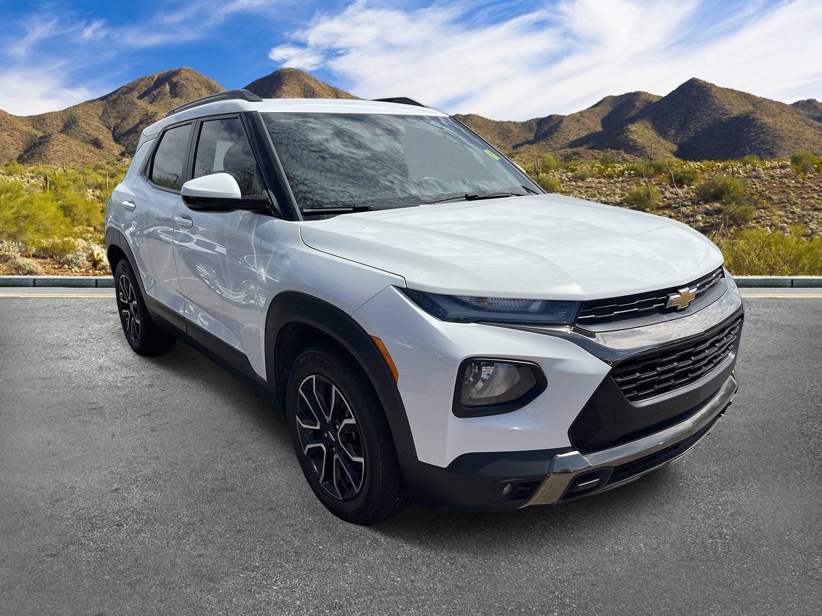 Used 2023 Chevrolet TrailBlazer ACTIV FWD image 3