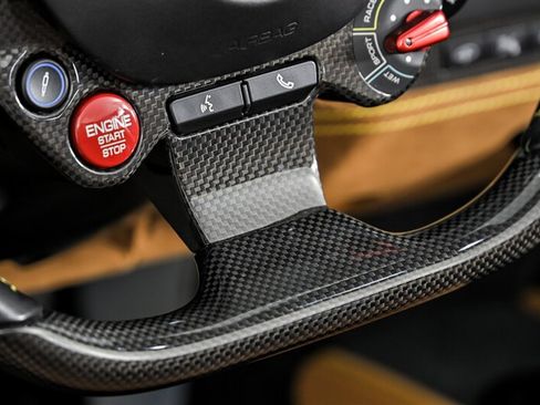 Used 2022 Ferrari F8 Tributo RWD image 25
