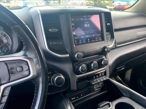 Used 2019 RAM 1500 Big Horn AWD/4WD image 7