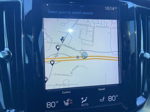 Used 2018 Volvo XC60 T6 R-Design w/ Convenience Package image 18