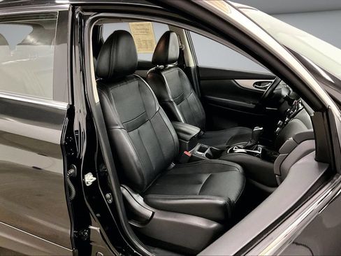 Used 2020 Nissan Rogue Sport SL AWD/4WD image 30