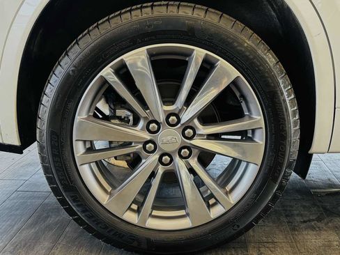 Used 2024 Cadillac XT6 Premium Luxury w/ LPO, Floor Liner Package AWD/4WD image 24