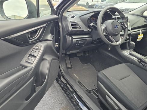 Used 2023 Subaru Crosstrek 2.0i image 9