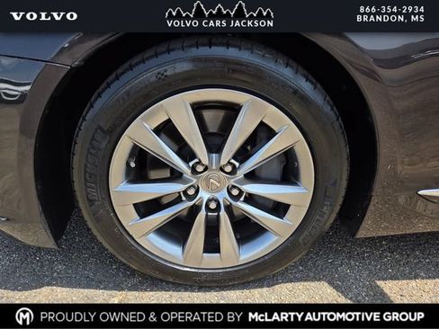 Used 2016 Lexus LS 460 AWD w/ Comfort Package image 28