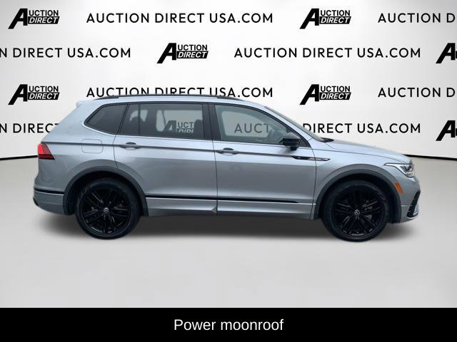 Used 2022 Volkswagen Tiguan SE R-Line FWD image 9