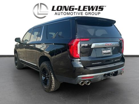 Used 2021 GMC Yukon XL Denali w/ Denali Premium Package AWD/4WD image 4