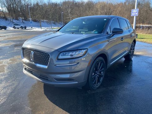 Used 2023 Lincoln Nautilus Reserve w/ Monochromatic Package image 7