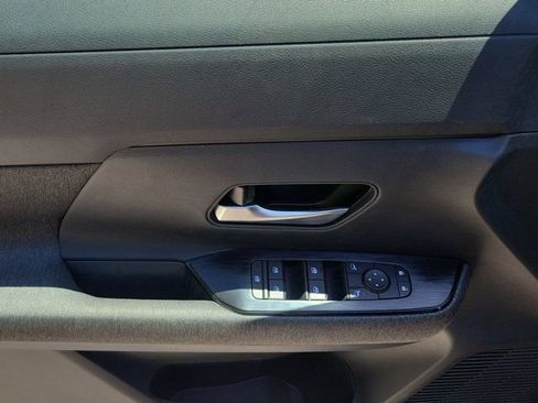 New 2026 Nissan Kicks SV w/ SV Premium Package FWD image 15