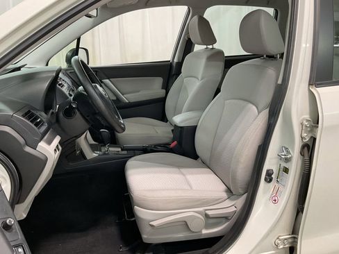 Used 2015 Subaru Forester 2.5i w/ Alloy Wheel Package AWD/4WD image 19