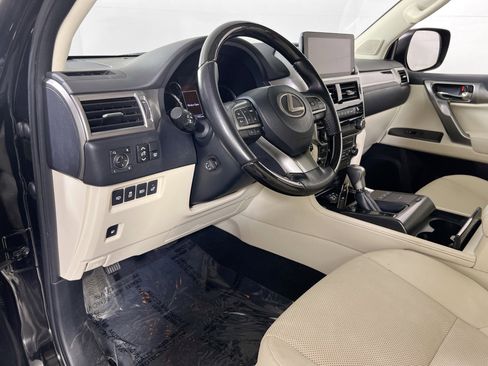 Used 2023 Lexus GX 460 Premium w/ Premium Package AWD/4WD image 9