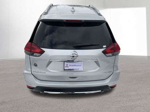 Used 2020 Nissan Rogue SV image 29