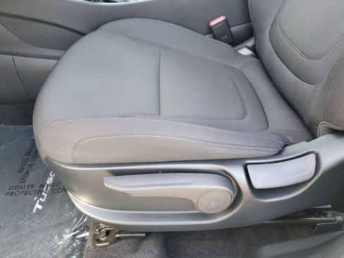 Certified 2026 Hyundai Tucson SE FWD image 21