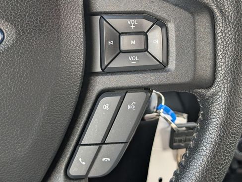 Used 2016 Ford F150 XLT w/ Equipment Group 302A Luxury AWD/4WD image 28