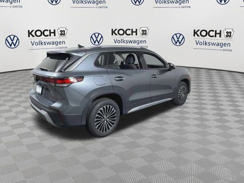 New 2025 Volkswagen Tiguan S image 9