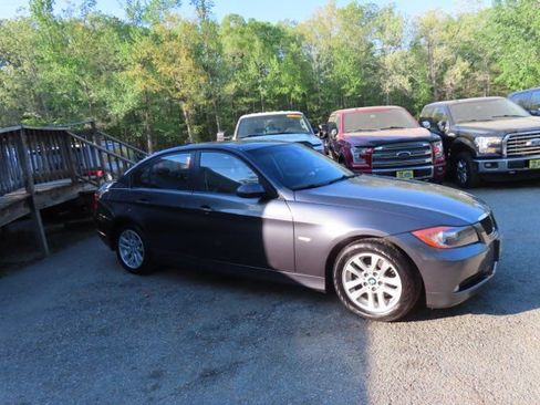 Used 2006 BMW 325i Sedan image 5