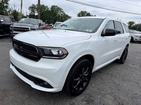 Used 2018 Dodge Durango SXT w/ Quick Order Package 2BB AWD/4WD image 3