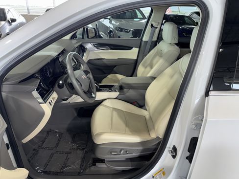 Used 2023 Cadillac XT6 Premium Luxury AWD/4WD image 20