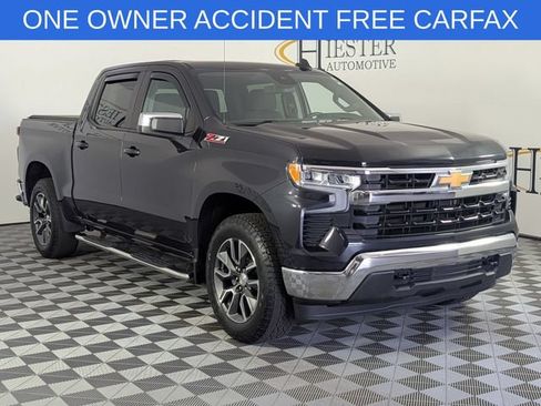 Used 2023 Chevrolet Silverado 1500 LT AWD/4WD image 2