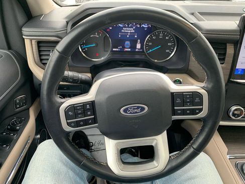 Used 2024 Ford Expedition Max Limited image 18