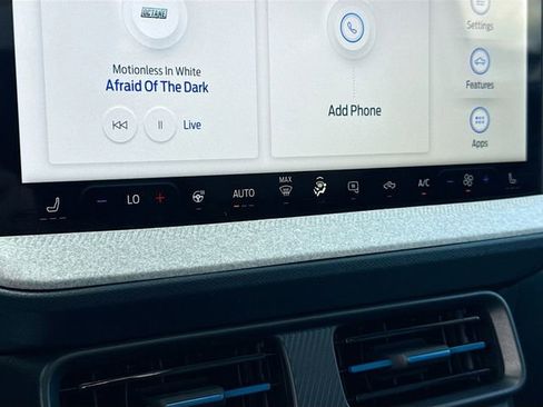 Certified 2025 Ford Maverick XLT w/ XLT Luxury Package AWD/4WD image 16