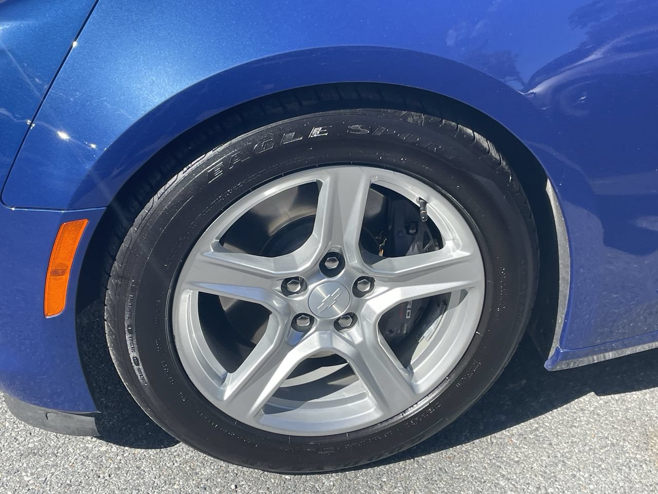 Used 2023 Chevrolet Camaro LT RWD image 26