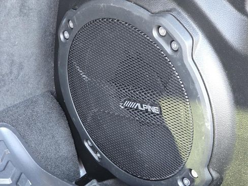 Used 2021 Jeep Wrangler Unlimited Rubicon 4xe w/ Steel Bumper Group image 14