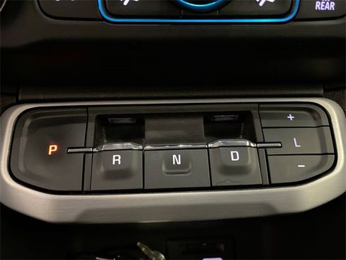 Used 2023 GMC Acadia SLT w/ LPO, Floor Liner Package image 41