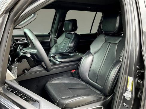 Used 2022 Jeep Wagoneer Series II w/ Premium Group I RWD image 20