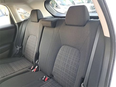 Certified 2023 Honda HR-V LX image 12