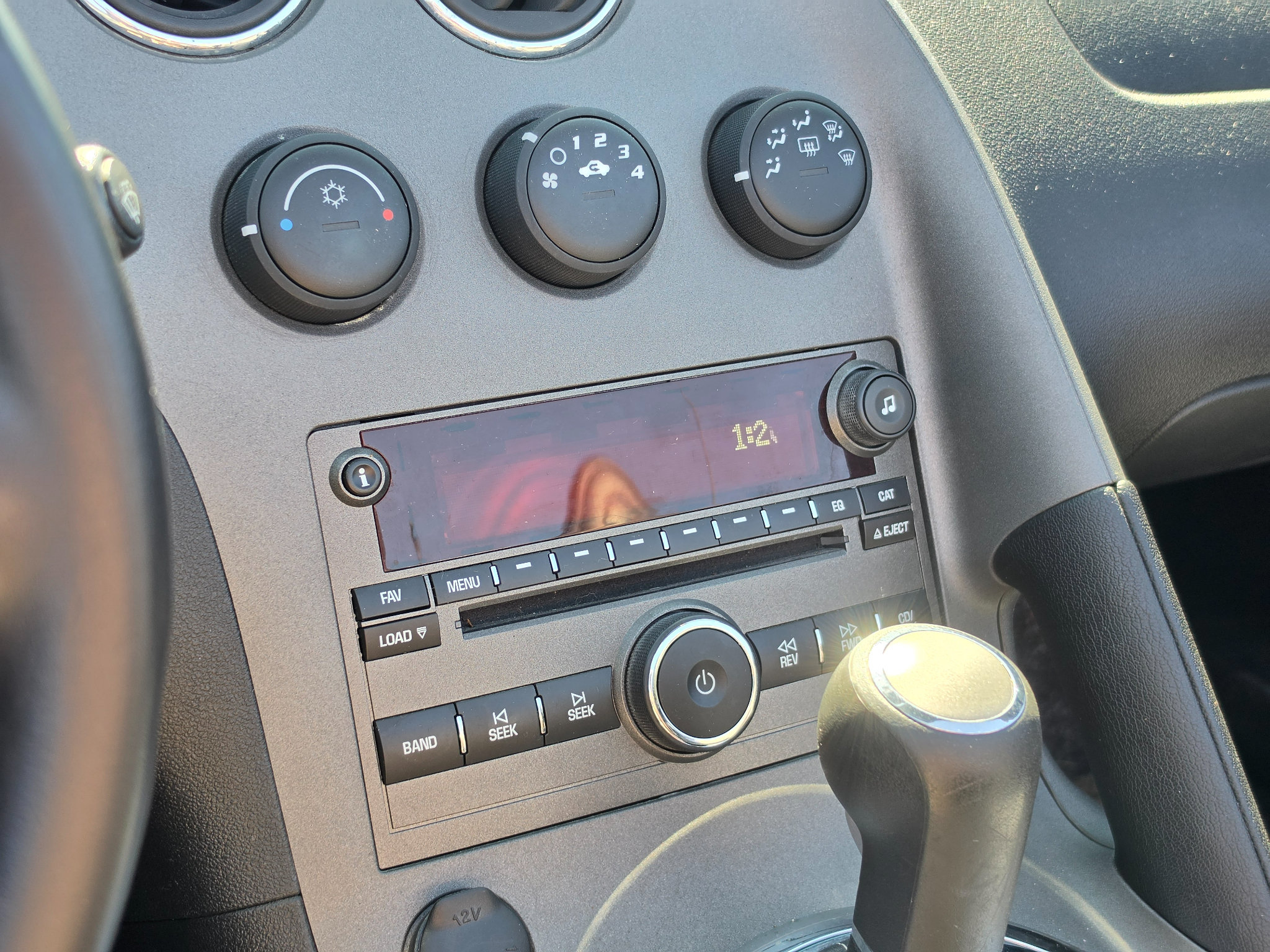 Used 2008 Pontiac Solstice Convertible w/ Premium Package RWD image 11