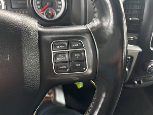 Used 2014 RAM 1500 Classic SLT image 34