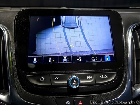 Used 2023 Chevrolet Equinox Premier image 28