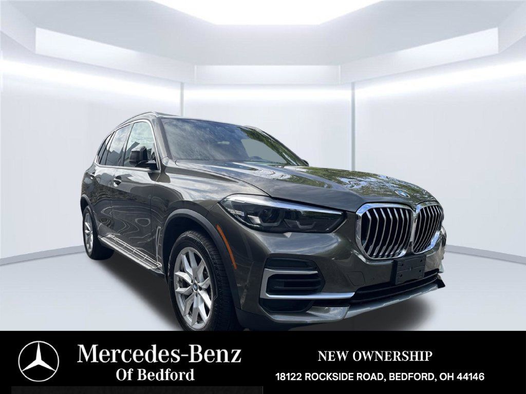 Used 2023 BMW X5 xDrive40i w/ Premium Package AWD/4WD image 9