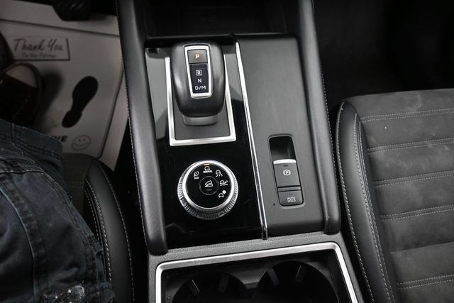 Used 2024 Mitsubishi Outlander SE FWD image 11