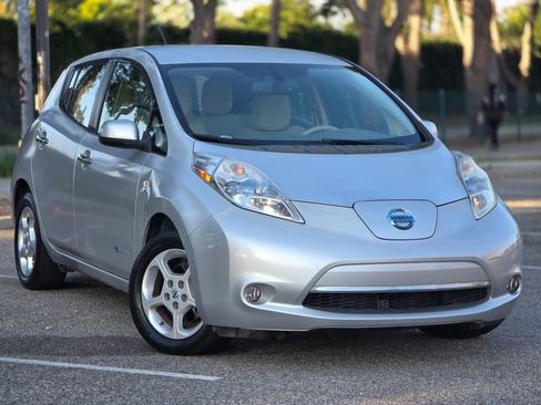 Used 2012 Nissan Leaf SL FWD image 1