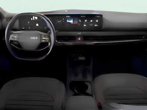 Certified 2025 Kia K4 EX image 16